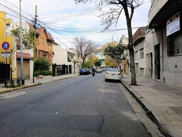 OPORTUNIDAD VENTA PH 4 AMBIENTES FLORES TERRAZA