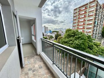 Venta Exc. Depto. 2 amb. a estrenar Caseros Centro