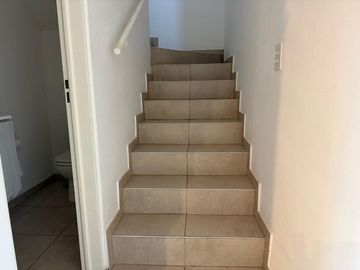 CASA 3 AMBIENTES EN VENTA CON JARDIN SIN EXPENSAS
