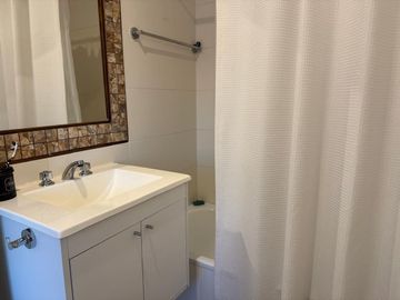 CASA 3 AMBIENTES EN VENTA CON JARDIN SIN EXPENSAS