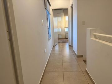 CASA 3 AMBIENTES EN VENTA CON JARDIN SIN EXPENSAS