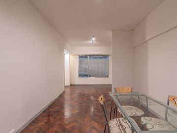 VENTA DEPARTAMENTO MONOAMBIENTE C/ PATIO BALVANERA