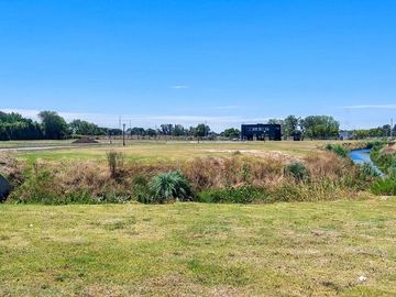VENTA Lote en Prados del Oeste II  con proyecto
