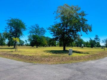 VENTA Lote en Prados del Oeste II  con proyecto
