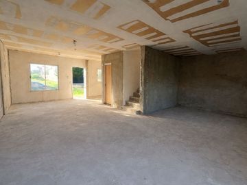 CASA A ESTRENAR EN VENTA