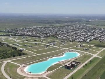VENTA LOTE EN ACQUAVISTA - EXCELENTE UBICACION