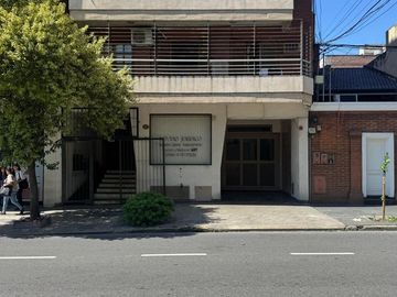 VENTA COCHERA CÉNTRICA EXCELENTE INVERSIÓN