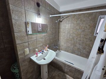 VENTA DEPARTAMENTO 5 AMBIENTES EN MORON C TERRAZA