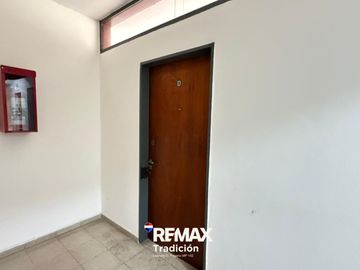 Oficina Venta Edificio Plaza Microcentro Rcia.