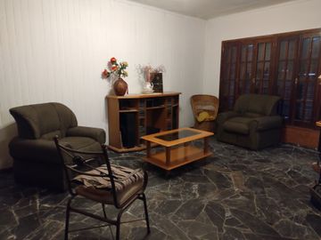 Remax Vende Casa-Chalet en Rivadavia