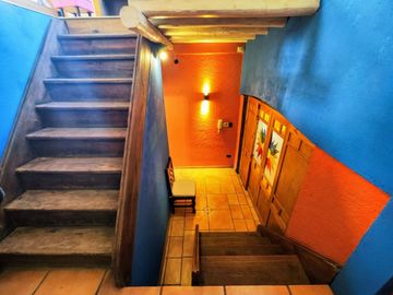 VENTA CASA EN B. LOS LIRIOS CORRALITOS GUAYMALLEN.