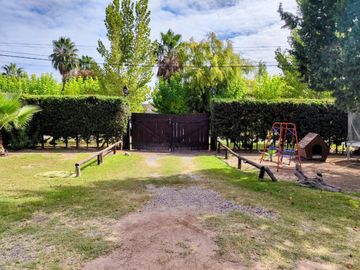VENTA CASA EN B. LOS LIRIOS CORRALITOS GUAYMALLEN.