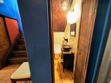 VENTA CASA EN B. LOS LIRIOS CORRALITOS GUAYMALLEN.