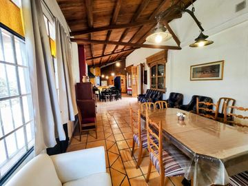VENTA CASA EN B. LOS LIRIOS CORRALITOS GUAYMALLEN.
