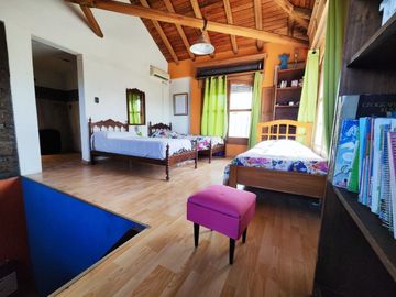 VENTA CASA EN B. LOS LIRIOS CORRALITOS GUAYMALLEN.