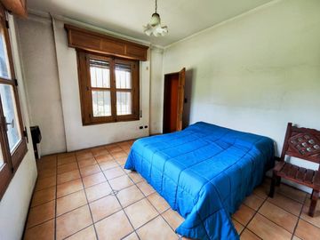 VENTA CASA EN B. LOS LIRIOS CORRALITOS GUAYMALLEN.