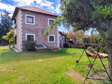 VENTA CASA EN B. LOS LIRIOS CORRALITOS GUAYMALLEN.