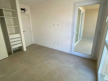 Departamento 2 dormitorios con Jardin en Merlo