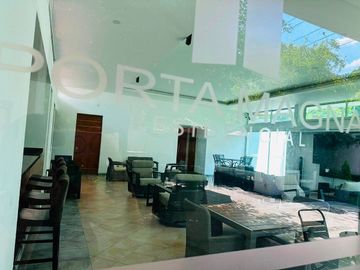 Casa en renta en Jardines Vallarta, Zapopan | 3 rec., alberca