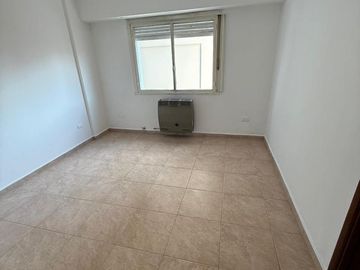 Departamento de 2 ambientes en Alquiler en calle 39 e/ 5 y 6