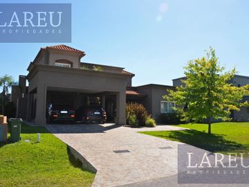 Casa en Altos de Campo grande