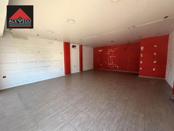 Local en Hipolito Yrigoyen al 8300