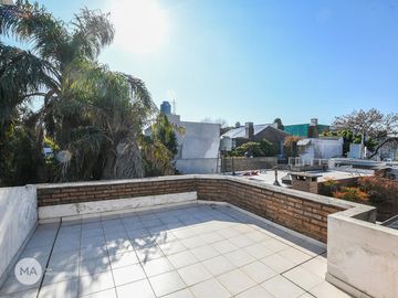 Casa 3 Dormitorios Jardín y Pileta - Saavedra 2300 - Barrio Cura Rosario | Venta