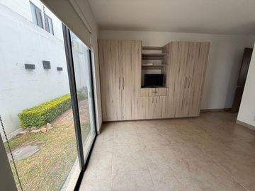 El Refugio departamento en venta en planta baja con jardín extra