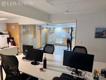 Oficina en Venta en Recoleta