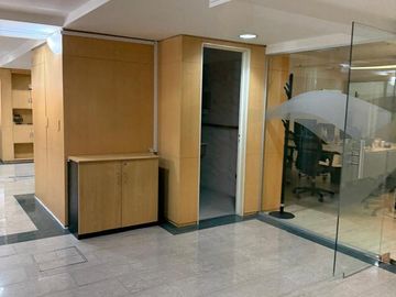 Oficina en Venta en Recoleta
