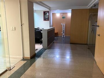 Oficina en Venta en Recoleta