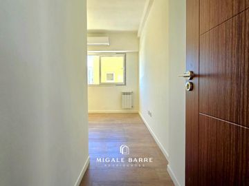Venta Depto 3 con cochera y pileta Plaza Irlanda