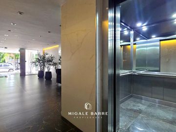 Venta Depto 3 con cochera y pileta Plaza Irlanda