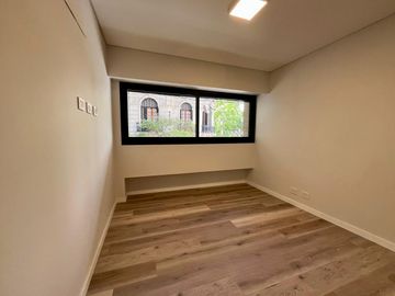VENTA - Departamento Dúplex Dos Dormitorios, Balcón Aterrazado. Amenidades. Centro, Rosario