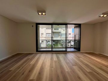 VENTA - Departamento Dúplex Dos Dormitorios, Balcón Aterrazado. Amenidades. Centro, Rosario