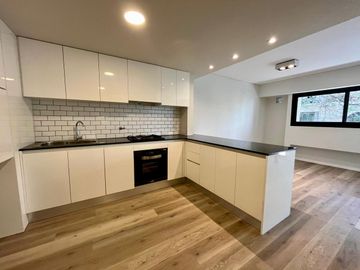 VENTA - Departamento Dúplex Dos Dormitorios, Balcón Aterrazado. Amenidades. Centro, Rosario