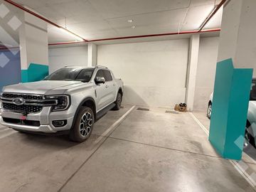 Venta Cochera Neuquén cubierta edif. R2