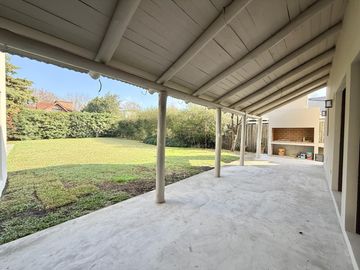 Casa en Alquiler en Barrio Cerrado El Portillo, Pilar