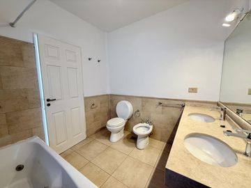Casa en Alquiler en Barrio Cerrado El Portillo, Pilar