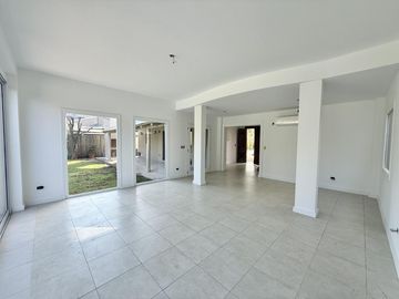 Casa en Alquiler en Barrio Cerrado El Portillo, Pilar