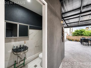 PH de 4 ambientes con Terraza, Quincho y Parilla en Flores