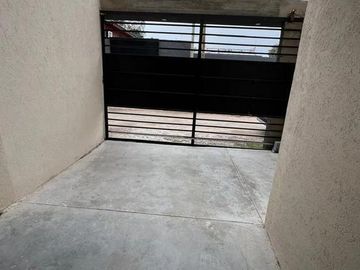 DEPARTAMENTO EN VENTA MONOAMBIENTE 27M2 - LUMINOSO EN CANNING