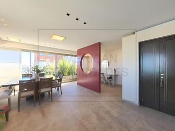 Venta Torre Penthouse Tríplex Vistas 360°, Terraza, Parrilla, 2 Cocheras, 3 dormitorios Belgrano