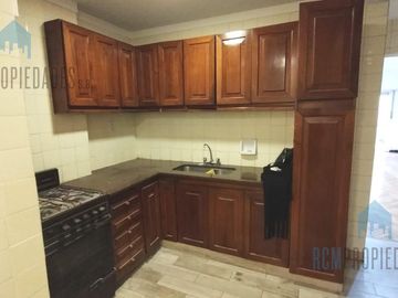 Departamento 3 ambientes amplio con baulera en Recoleta