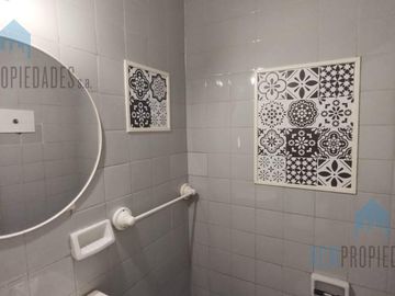 Departamento 3 ambientes amplio con baulera en Recoleta