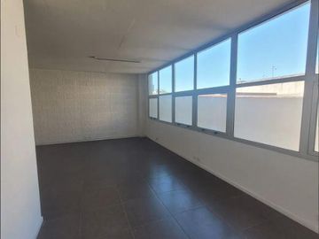 Oficina en Ramos Mejia Sur