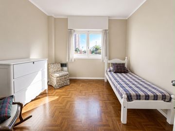 Casa/Triplex en venta - San Isidro Centro