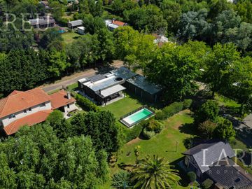Casa en el Barrio Privado Villa Rosa, Pilar