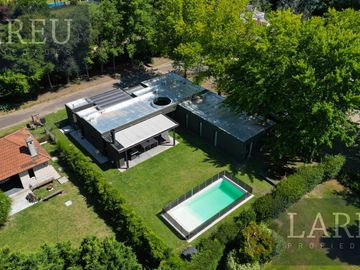 Casa en el Barrio Privado Villa Rosa, Pilar