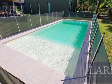 Casa en el Barrio Privado Villa Rosa, Pilar